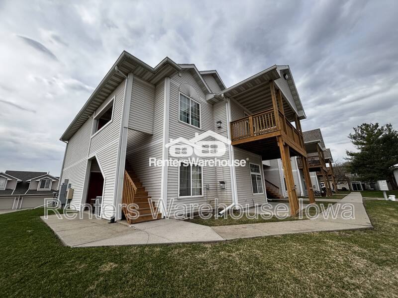 Apartment for rent at 950 67th St #410, West Des Moines, IA 50266