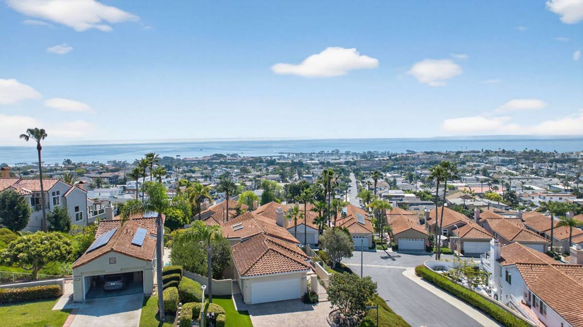 House for rent at 24902 Sea Crest Dr, Dana Point, CA 92629