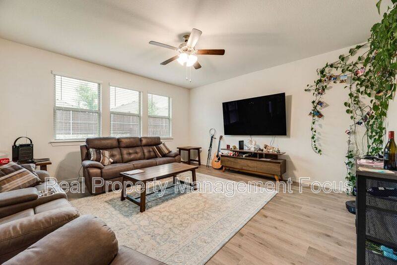 House for rent at 7205 Bledington Lane, McKinney, TX 75071