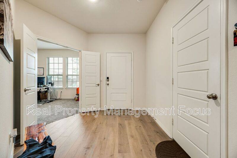 House for rent at 7205 Bledington Lane, McKinney, TX 75071