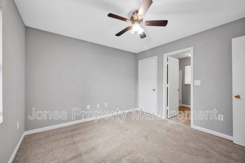 Apartment for rent at 307 N Country Club Dr NE, Concord, NC 28025