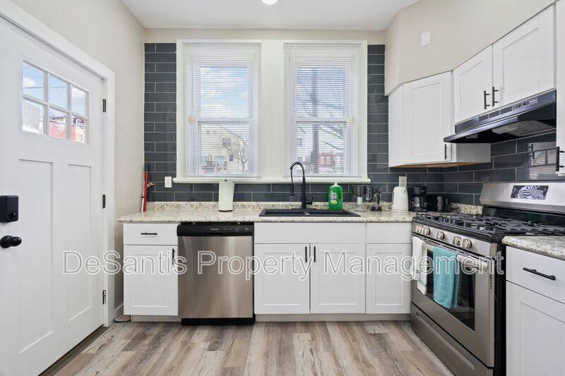 Apartment for rent at 3220 Juliet St #2, Pittsburgh, PA 15213