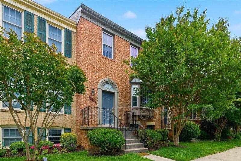 Townhouse for rent at 12328 Quiet Hollow Court, Fairfax, VA 22033