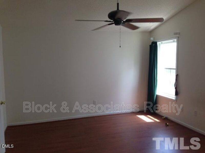 House for rent at 210 Brierridge Dr, Apex, NC 27502