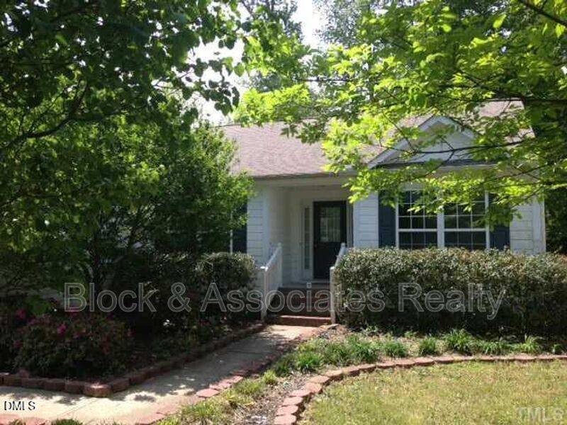 House for rent at 210 Brierridge Dr, Apex, NC 27502