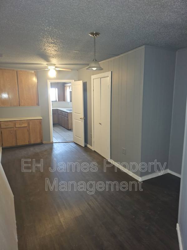 Apartment for rent at 217 N Wilson Ave - E, Sand Springs, OK 74063
