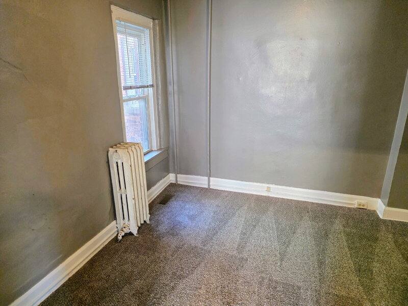 Apartment for rent at 1301 E 12th St #2, Des Moines, IA 50316