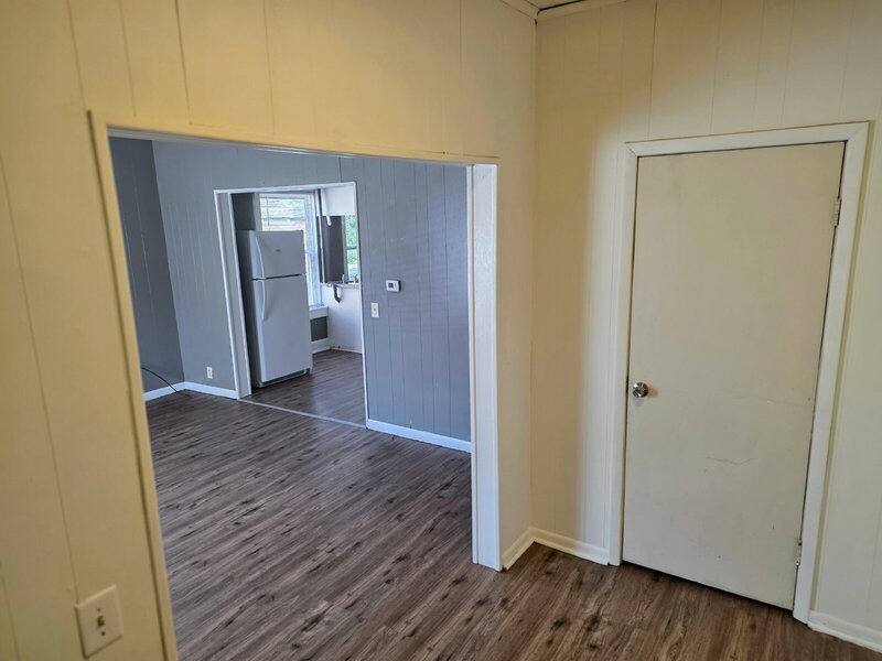 Apartment for rent at 1301 E 12th St #2, Des Moines, IA 50316