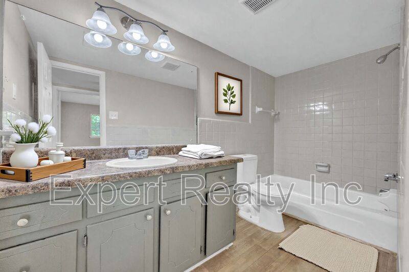 Apartment for rent at 3221 Ave S, Birmingham, AL 35208