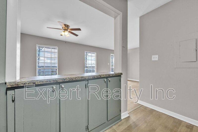 Apartment for rent at 3221 Ave S, Birmingham, AL 35208