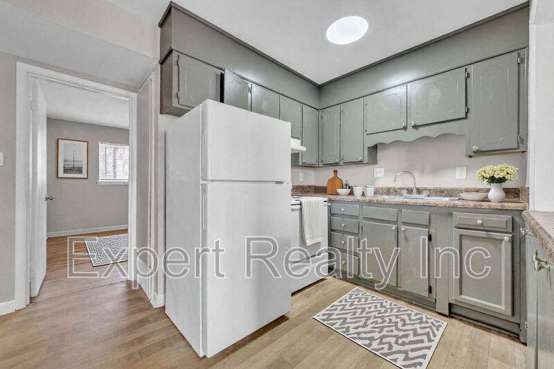 Apartment for rent at 3221 Ave S, Birmingham, AL 35208