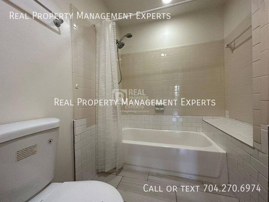 Condo for rent at 5718 Dockside Dr, Charlotte, NC 28227