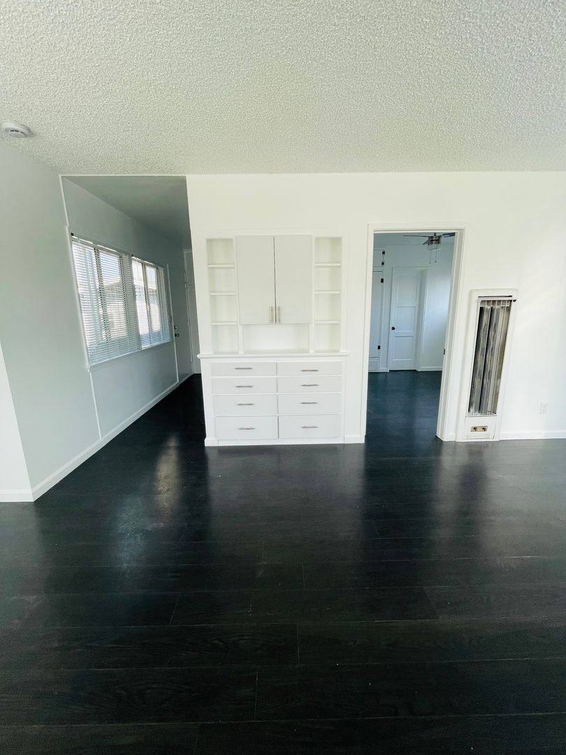 Apartment for rent at 408-410 E Elk 409-413 Lomita, Glendale, CA 91205