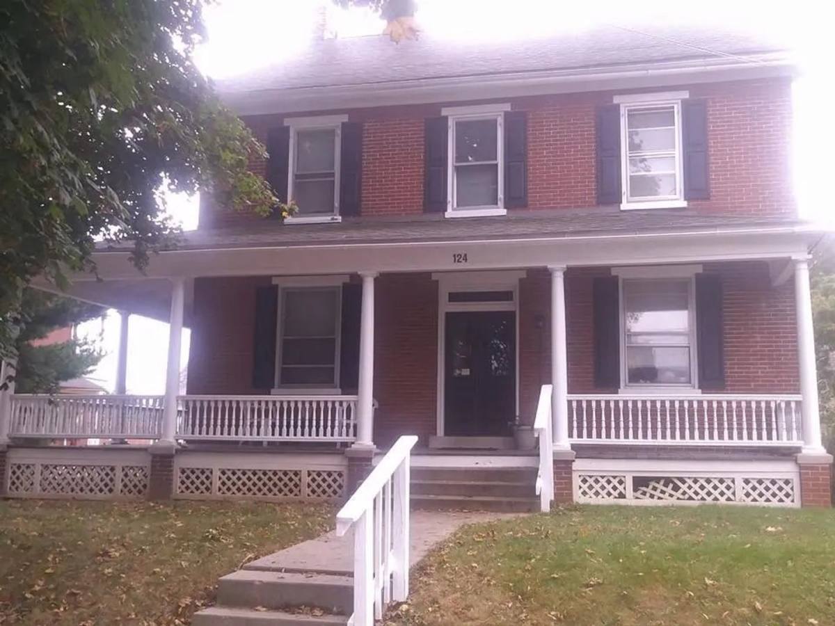 Apartment for rent at 124 Main St, Landisville, PA 17538