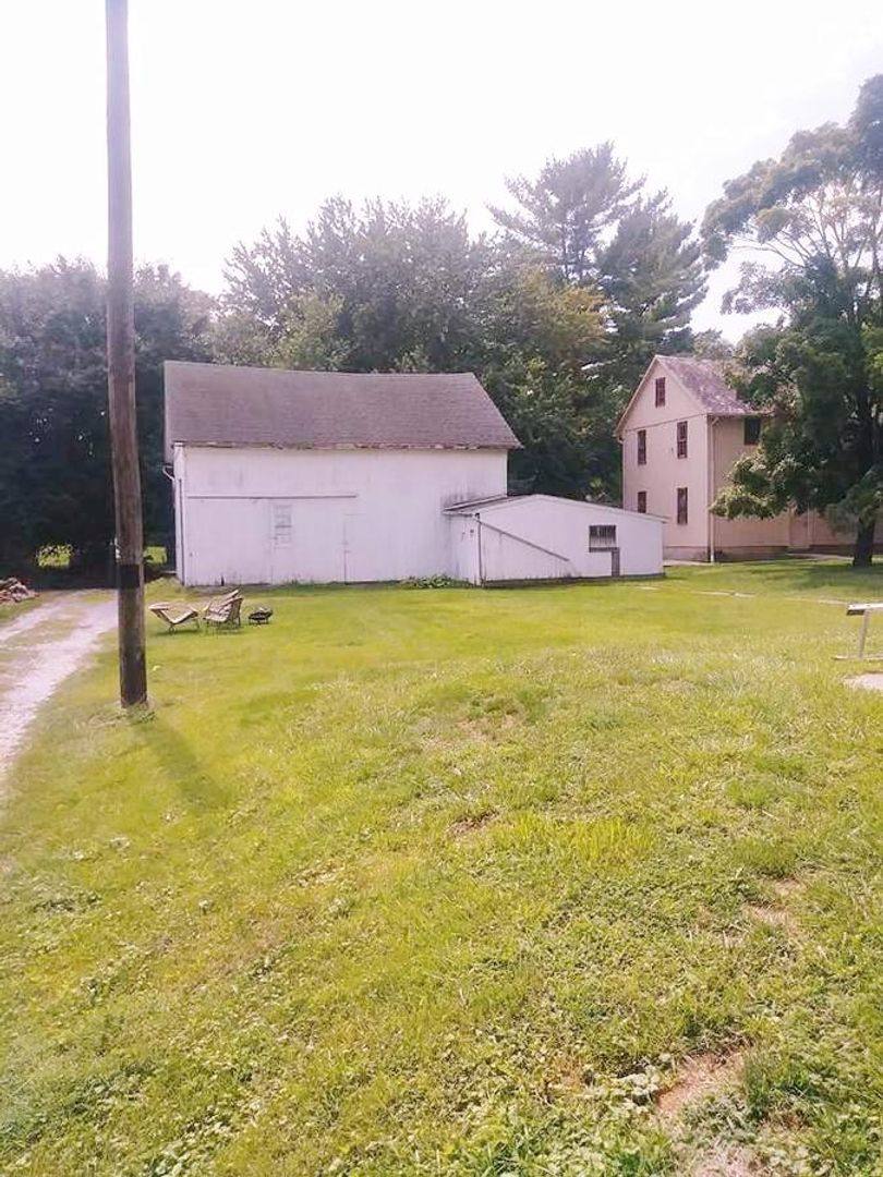 Apartment for rent at 124 Main St, Landisville, PA 17538