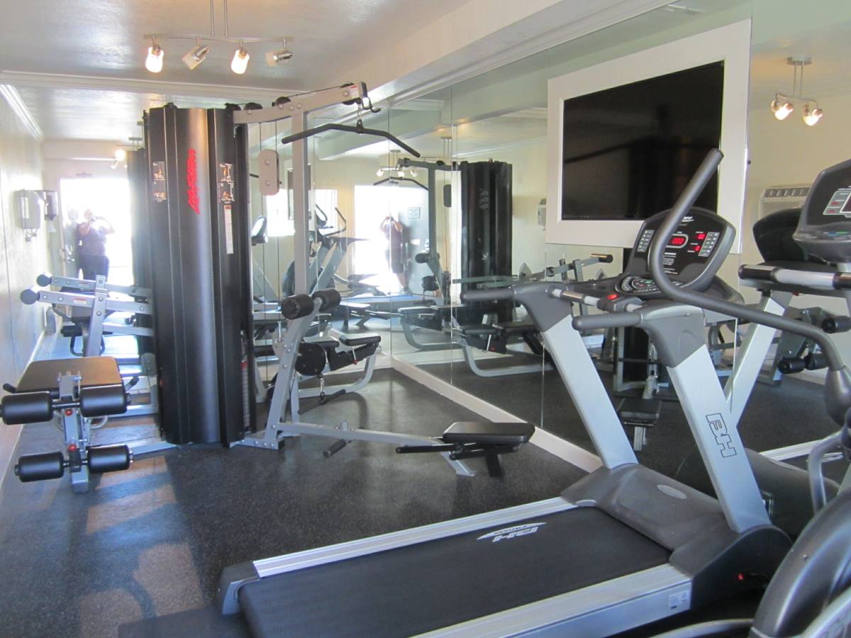 Apartment for rent at 825 Center St #D222, Costa Mesa, CA 92627