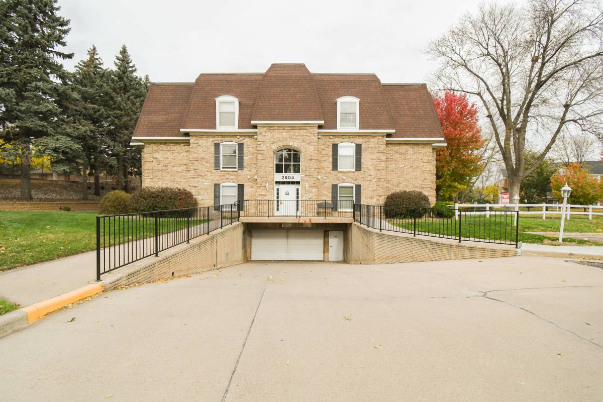 Apartment for rent at 2904 W 33rd St #323, Sioux Falls, SD 57105