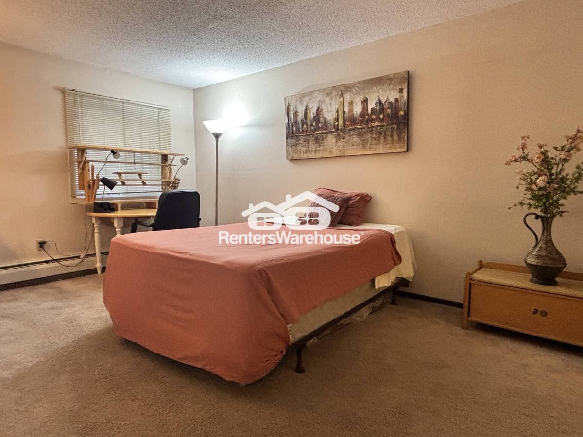 Condo for rent at 1700 Four Oaks Rd #124, Saint Paul, MN 55121