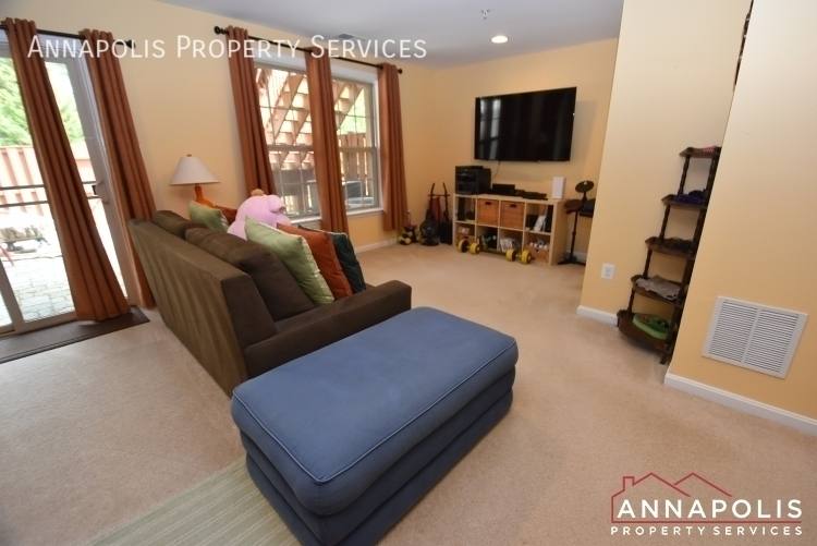 Townhouse for rent at 806 Nancy Lynn Lane, Arnold, MD 21012