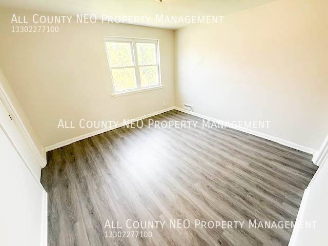 Apartment for rent at 2114 Market Ave N #2, Canton, OH 44714