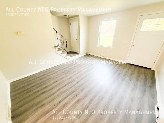 Apartment for rent at 2114 Market Ave N #2, Canton, OH 44714