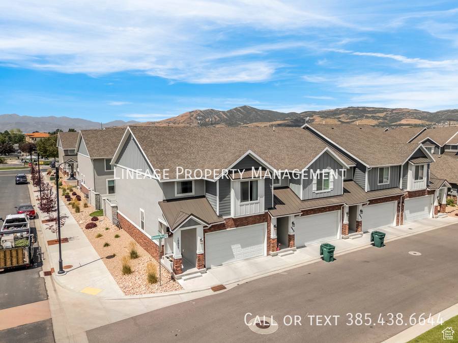 Townhouse for rent at 10855 N Sandstone Way, American Fork, UT 84003