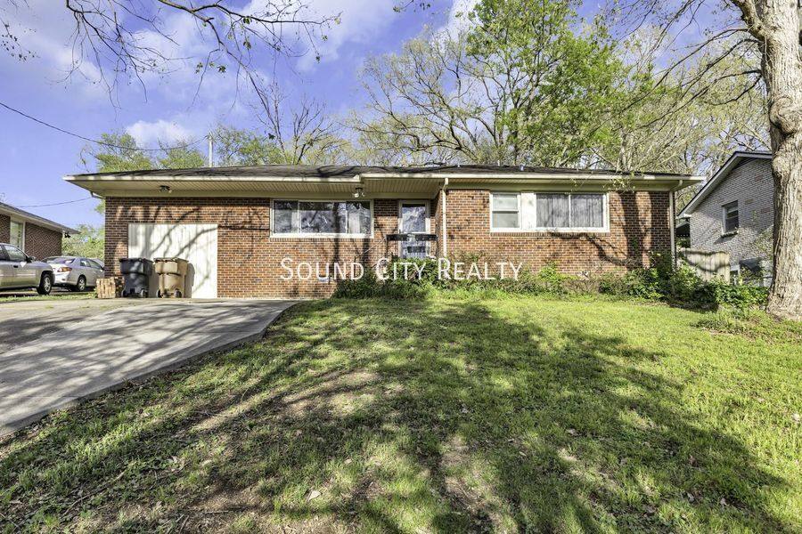 House for rent at 6232 Henry Ford Dr, Nashville, TN 37209