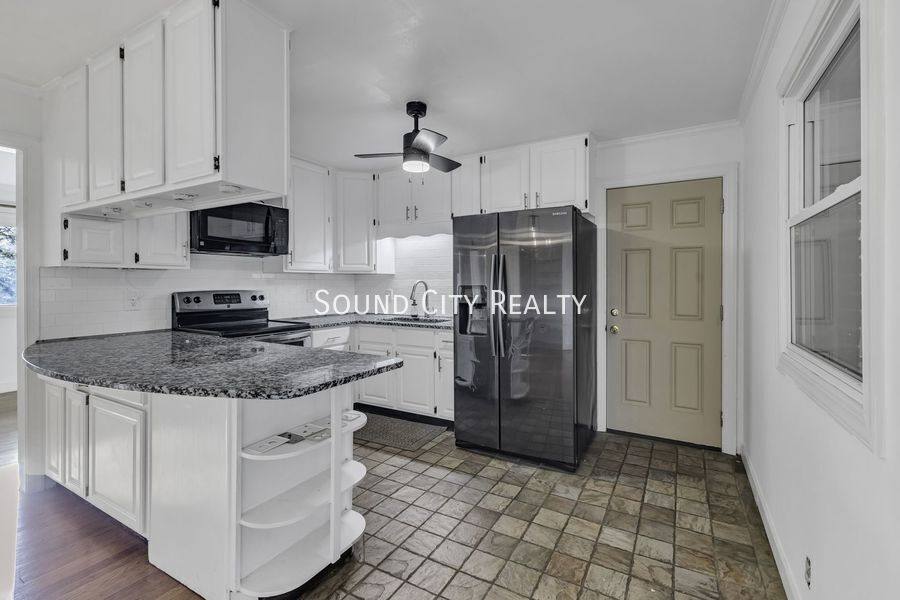 House for rent at 6232 Henry Ford Dr, Nashville, TN 37209
