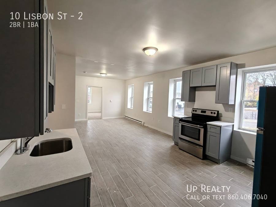Apartment for rent at 10 Lisbon St #2, Hartford, CT 06106