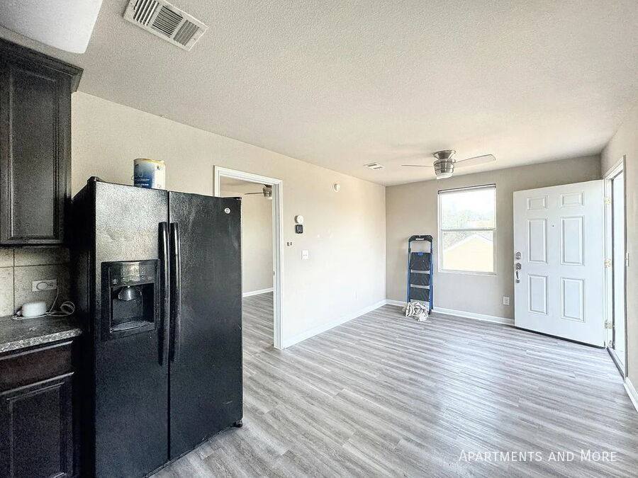 Apartment for rent at 315 Rachel St #C, San Marcos, TX 78666