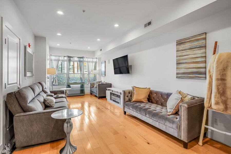 House for rent at 816 Kennedy St NW #2, Washington, DC 20001