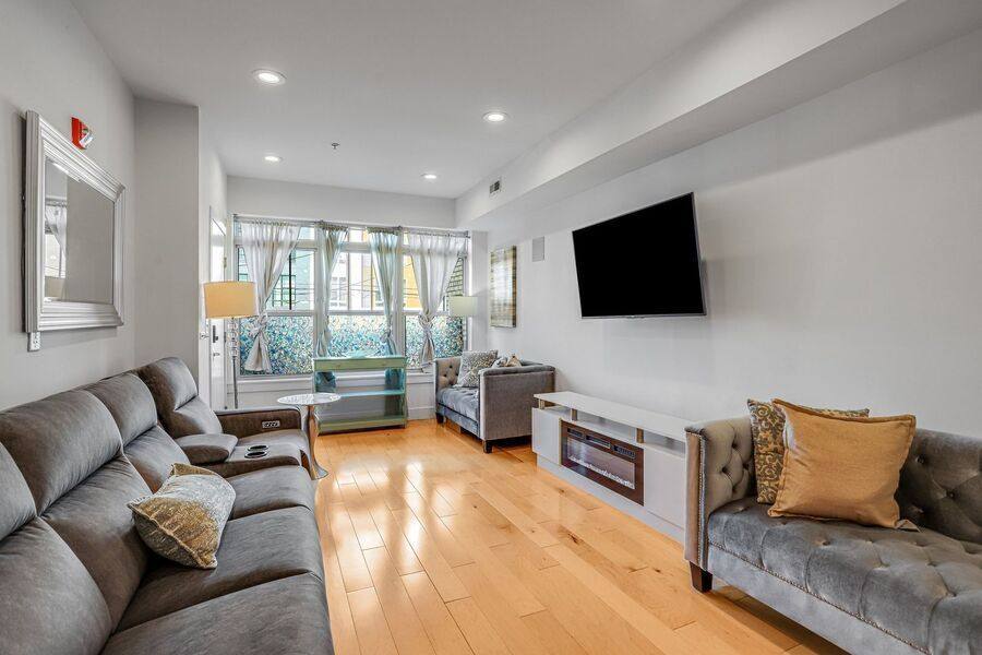 House for rent at 816 Kennedy St NW #2, Washington, DC 20001