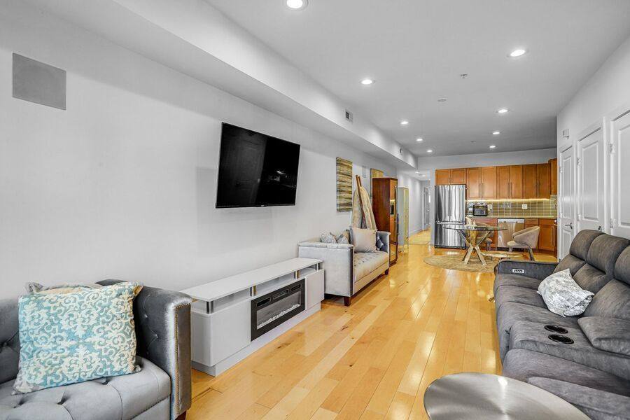 House for rent at 816 Kennedy St NW #2, Washington, DC 20001