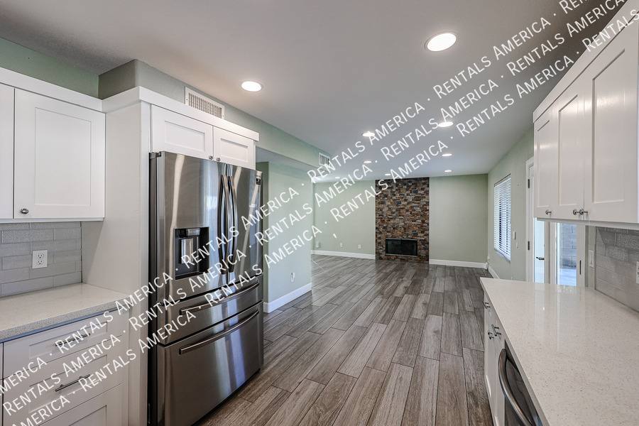 House for rent at 22442 N 21st St, Phoenix, AZ 85024