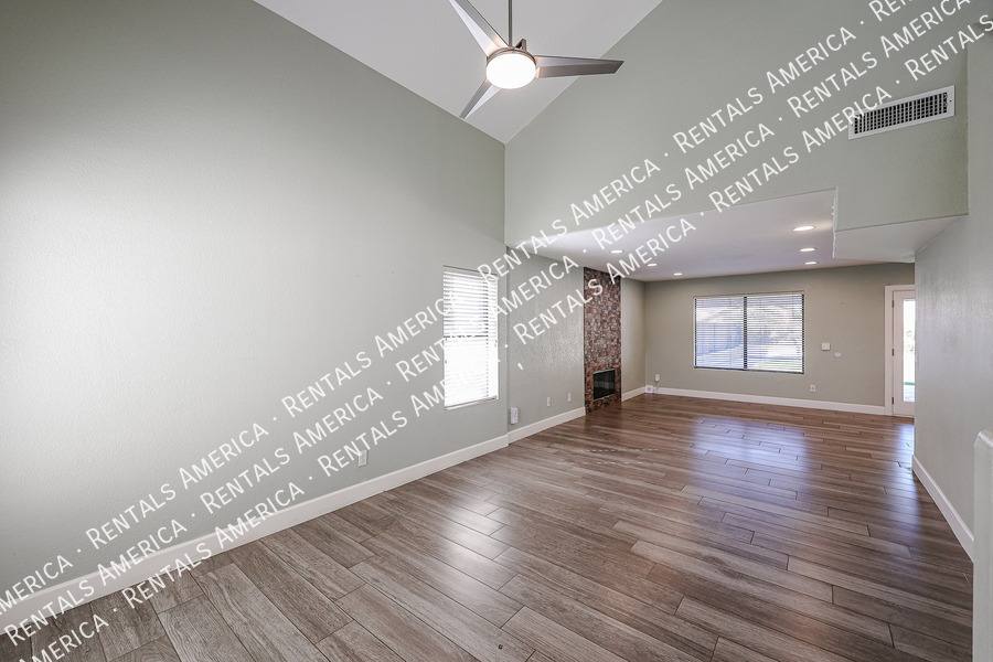 House for rent at 22442 N 21st St, Phoenix, AZ 85024