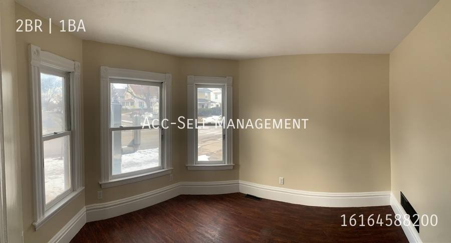 Apartment for rent at 104 Diamond Ave SE #1, Grand Rapids, MI 49504