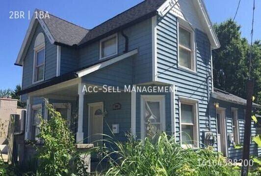 Apartment for rent at 104 Diamond Ave SE #1, Grand Rapids, MI 49504