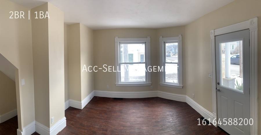 Apartment for rent at 104 Diamond Ave SE #1, Grand Rapids, MI 49504