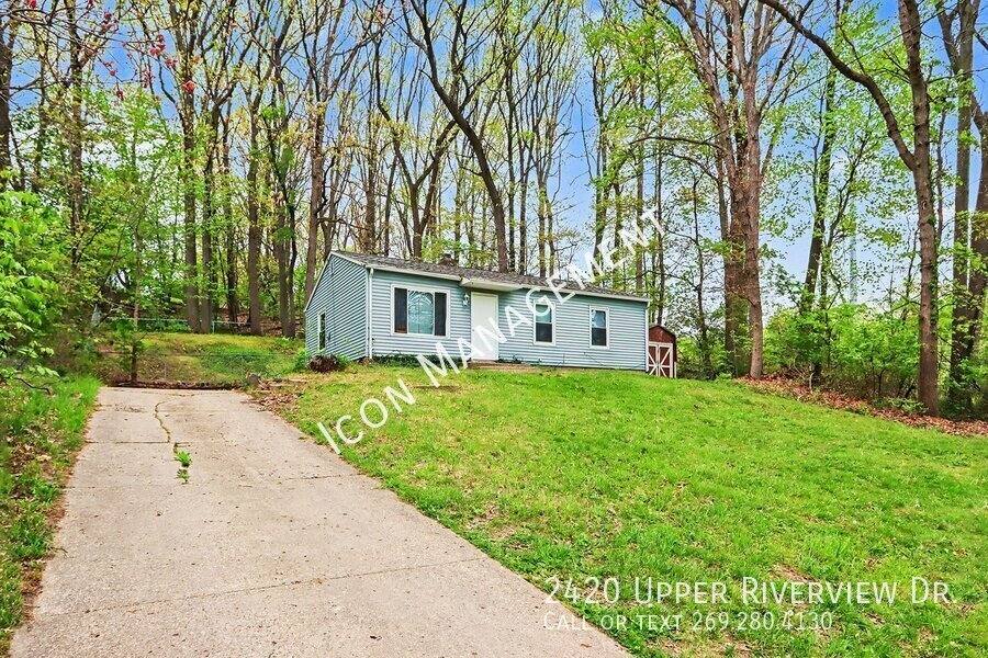 House for rent at 2420 Upper Riverview Dr, Kalamazoo, MI 49004
