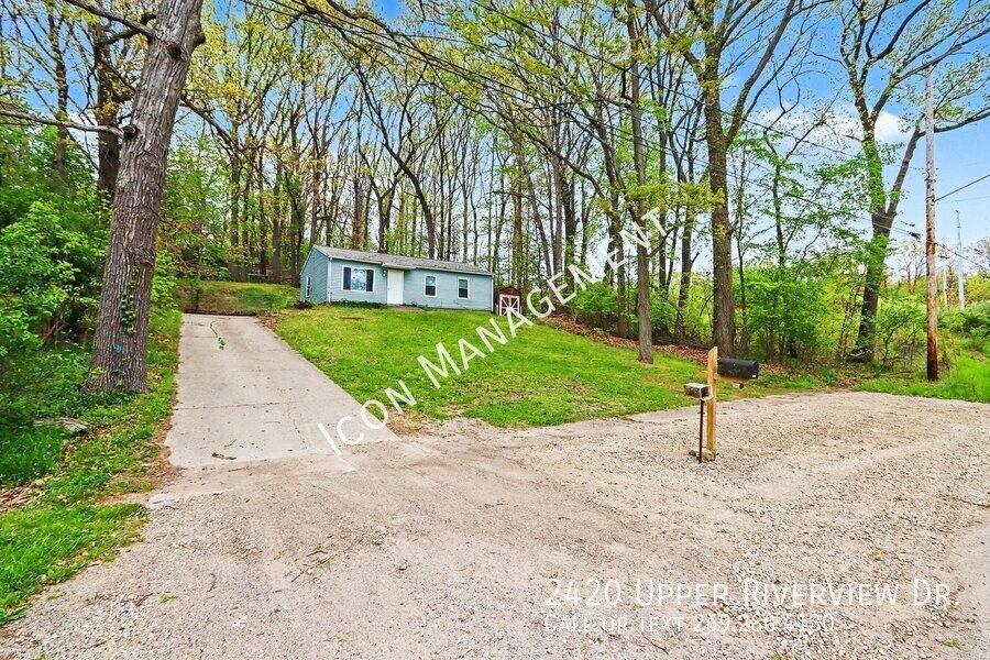 House for rent at 2420 Upper Riverview Dr, Kalamazoo, MI 49004