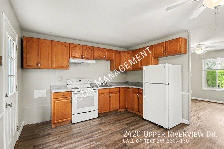 House for rent at 2420 Upper Riverview Dr, Kalamazoo, MI 49004