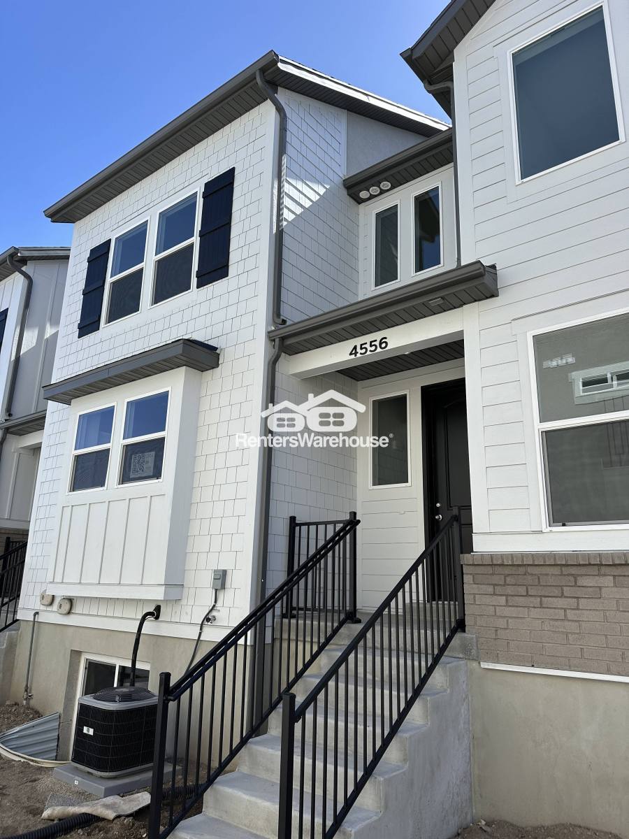 Townhouse for rent at 4556 W Parks Peak Lane, Herriman, UT 84096