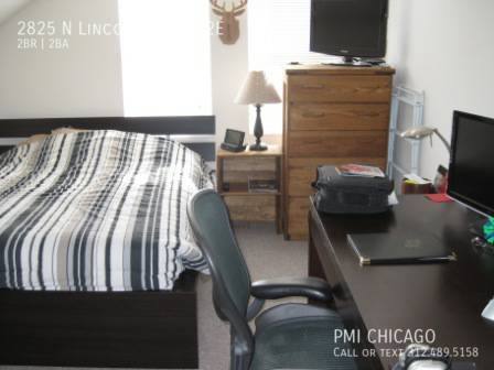 Apartment for rent at 2825 N Lincoln Ave #2E, Chicago, IL 60657