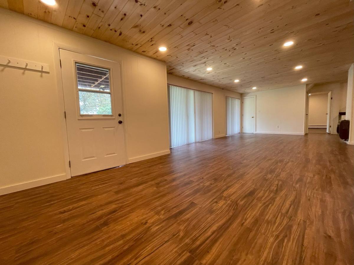 Apartment for rent at 593-B Pinnacle Dr, Boone, NC 28607