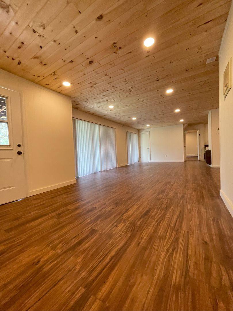 Apartment for rent at 593-B Pinnacle Dr, Boone, NC 28607