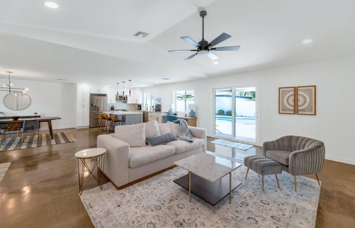 House for rent at 1511 E Edgewater Dr, Tempe, AZ 85283
