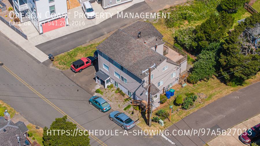 Apartment for rent at 537 SW 32nd St, Lincoln City, OR 97367