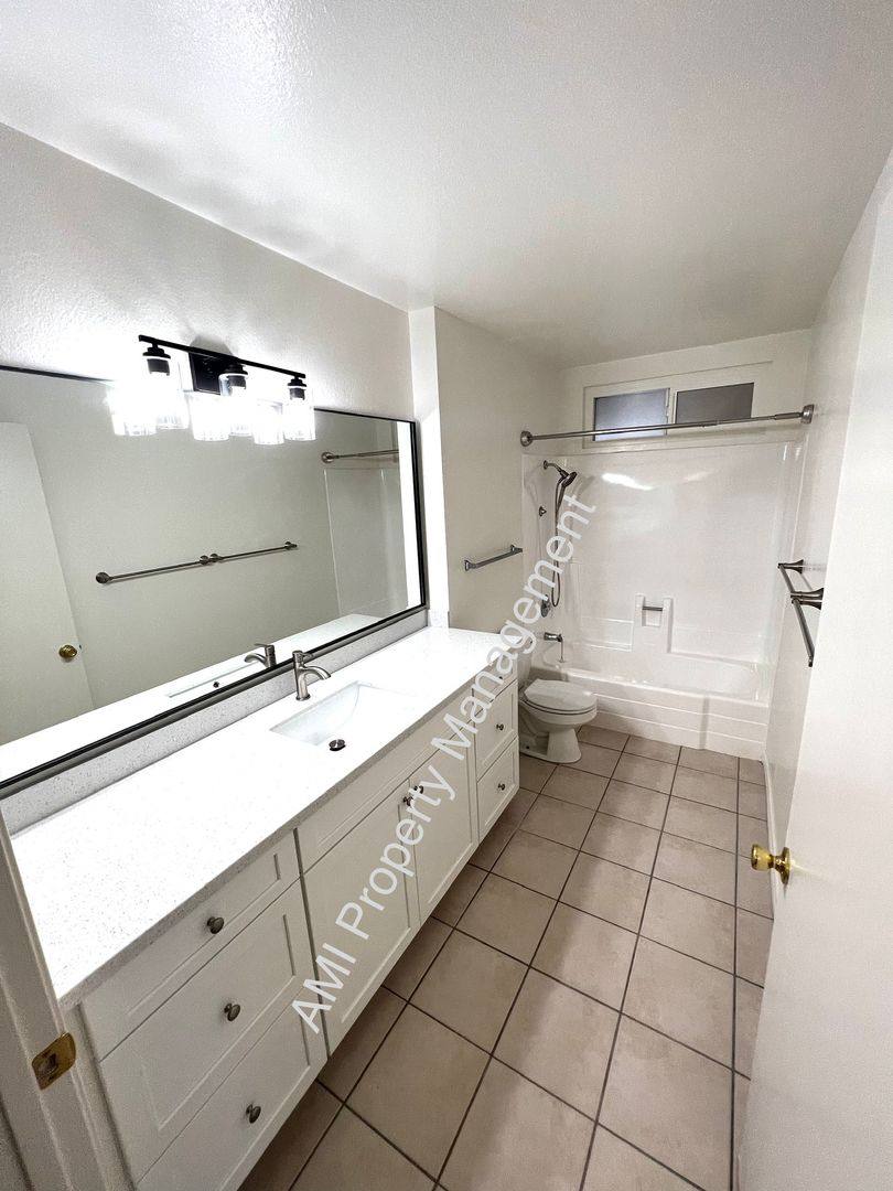 Apartment for rent at 4437 Rosebud Lane, La Mesa, CA 91941