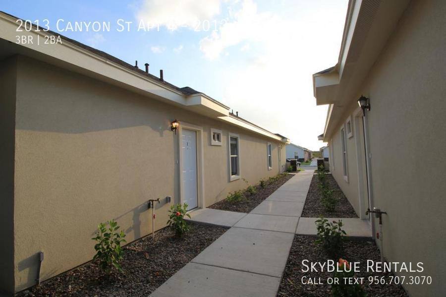 Apartment for rent at 2013 Canyon St #4, Weslaco, TX 78596