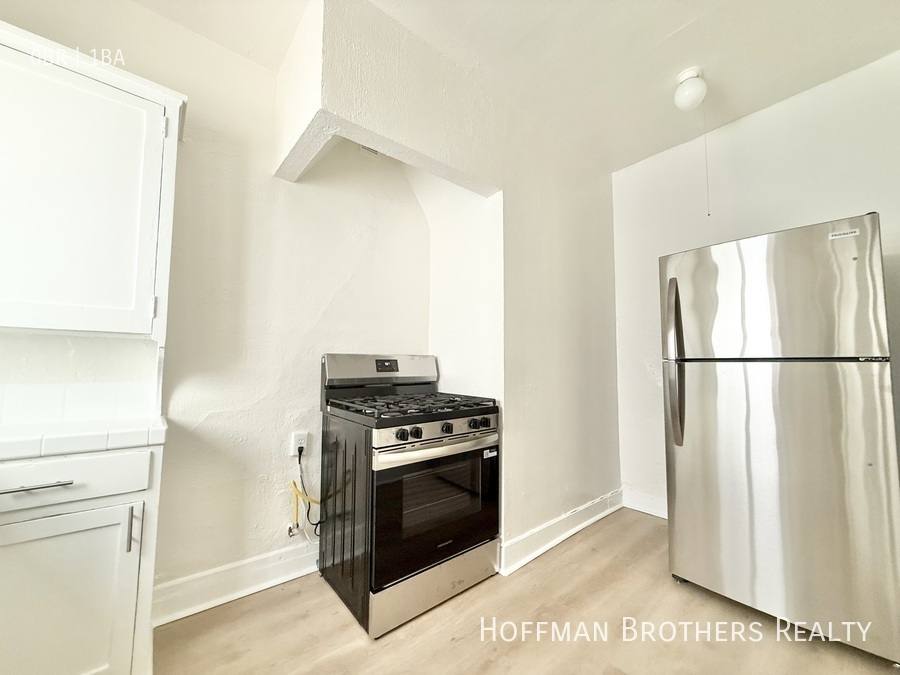 Apartment for rent at 207 S Berendo St #107, Los Angeles, CA 90004